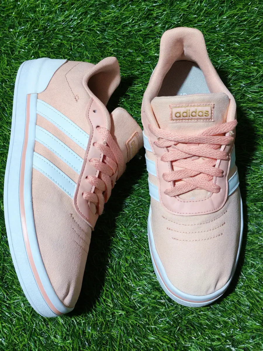 Adidas  T=39Cm:24.5